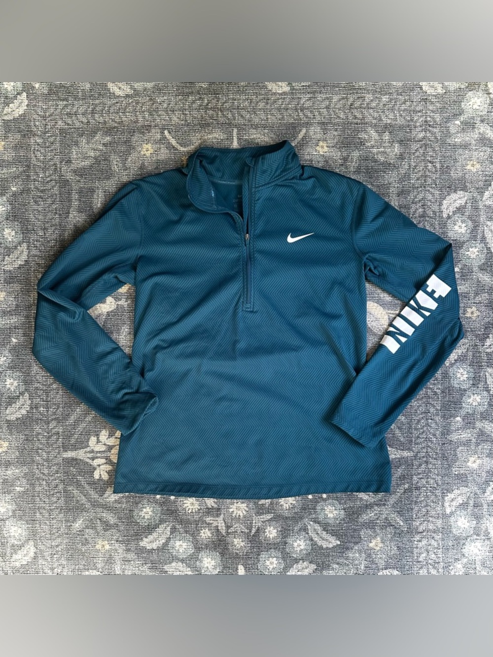 Nike Dri-FIT Women’s Size S Blue Herringbone 1/4 Zip Long Sleeve Pullover Shirt